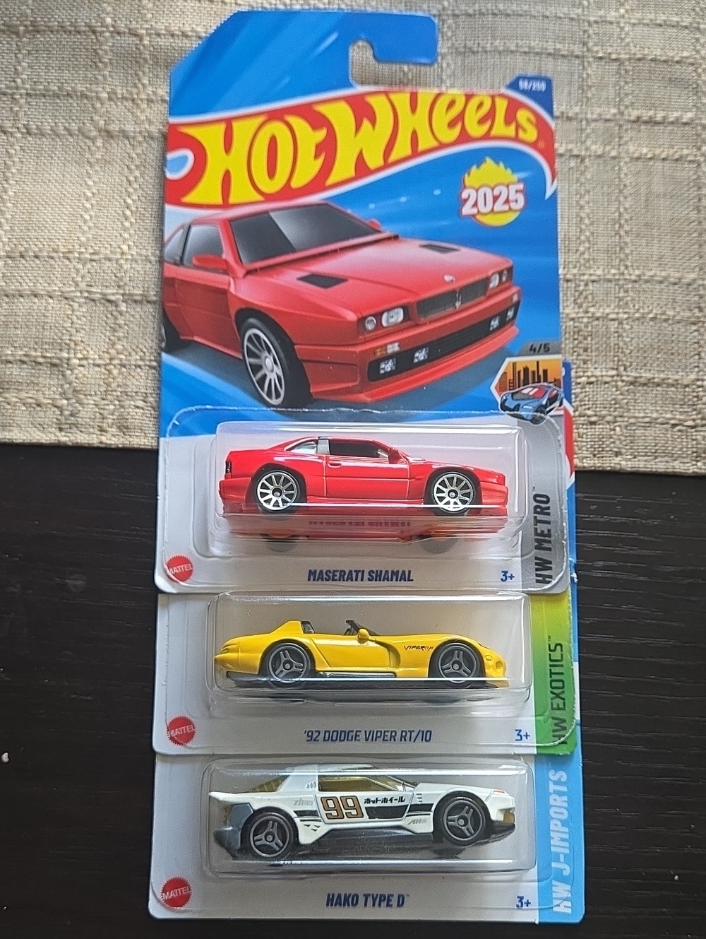 HOTWHEELS BUNDLE CARS AND MOTORS